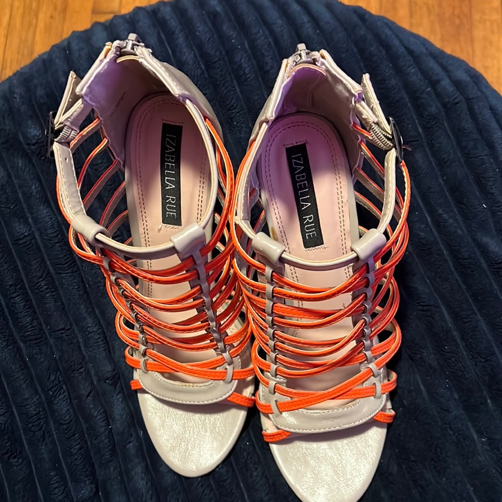 Izabella Rue Stephe Grey/Orange shoe size 9